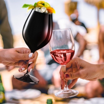 Reusable wineglass black