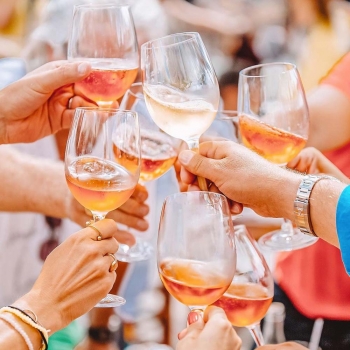 Reusable wineglass