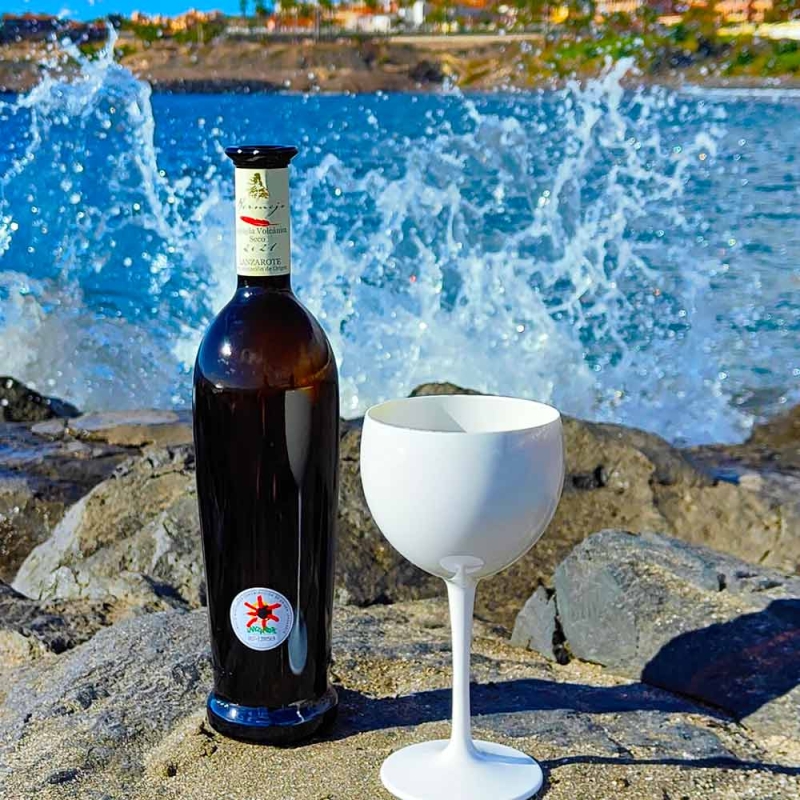 White plastic balloon wine glass 40 cl.